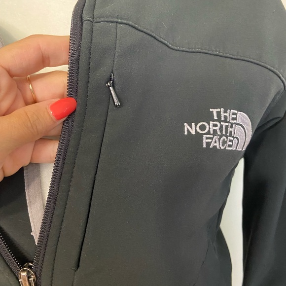 The North Face Apex Jacket - Picture 8 of 12